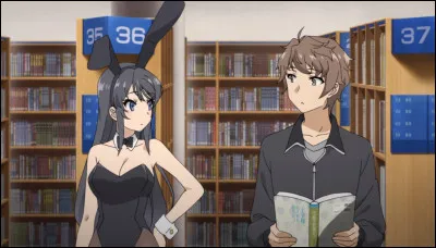 Quel personnage fait partie de "Rascal Does Not Dream of Bunny Girl Senpai" et est doublé par Atsumi Tanezaki ?