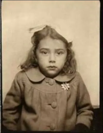 Avez-vous un il avisé pour reconnaître cette actrice quand elle était petite fille ?