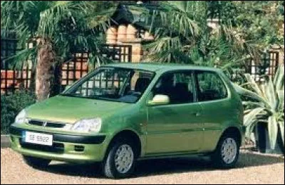Cette voiture verte est une ...