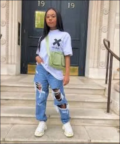 Comment décrirais-tu ton style vestimentaire ?