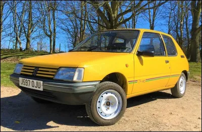 Quelle est cette auto providentielle ?