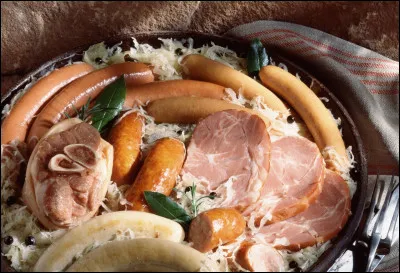 Citez un des plats typiques du pays :