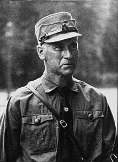 Ne suffit pas à notre bonheur, c'est le...