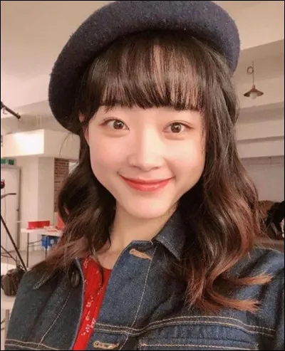 Quel &acirc;ge a-t-elle ? (f&eacute;vrier 2025)