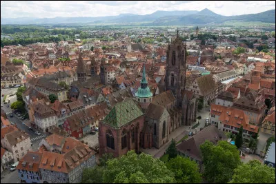 Quel est le premier club de handball d'Arthur Lenne ?