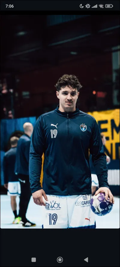 Quel est le poste d'Arthur Lenne ?