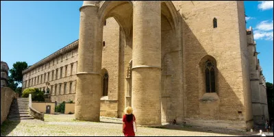 Quel est le club actuel d'Arthur Lenne ?