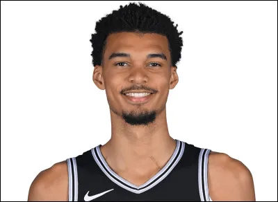 Qui est ce basketteur ?