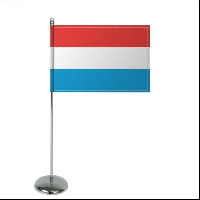 Celui-ci est le drapeau du Luxembourg.
