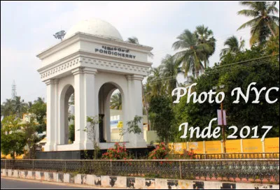 Quelle est cette ville en P, capitale de l'Inde française de 1674 à 1954 bordée par le golfe du Bengale ?