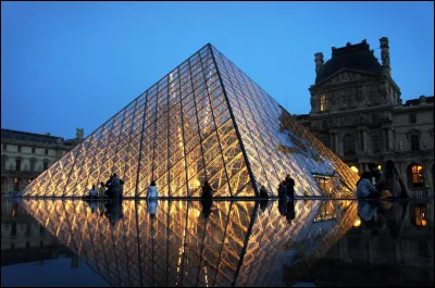 Peut-on trouver le tableau de Mendeleïev au Louvre ?