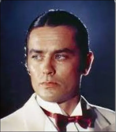 Quel personnage jouait Alain Delon dans "Borsalino" ?