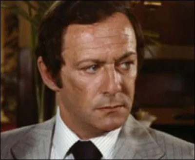 Qui était Maurice Ronet dans le film "Mort d'un pourri" ?