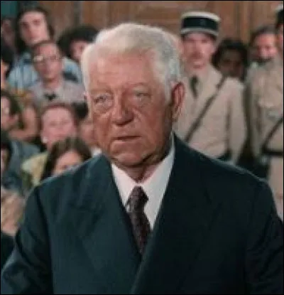 Quel était le nom de Jean Gabin dans le film "Deux Hommes dans la ville" ?