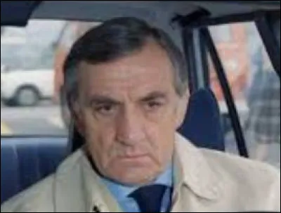 Quel personnage jouait Lino Ventura dans le film "Espion lève-toi" ?