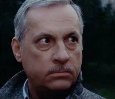 Quel personnage incarnait Michel Serrault dans "Mortelle randonnée" ?