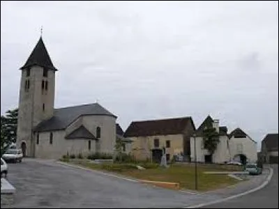 Village de l'arrondissement d'Oloron-Sainte-Marie, Sus se trouve ...