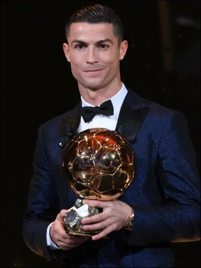 En quelles années Cristiano Ronaldo a-t-il remporté ses 5 titres de Ballon dor ?