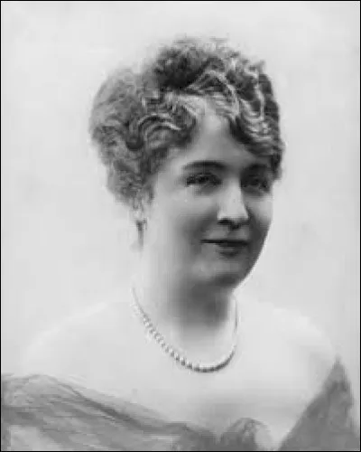 Henriette Caillaux (1874-1943) est une femme de la haute bourgeoisie et épouse de l'homme politique Joseph Caillaux. Elle reste célèbre pour avoir assassiné à coup de révolver le 16 mars 1914 le journaliste Gaston Calmette dans son bureau à cause de la campagne de presse dont son mari était la cible. Dans quel journal travaillait ce pauvre Calmette ?