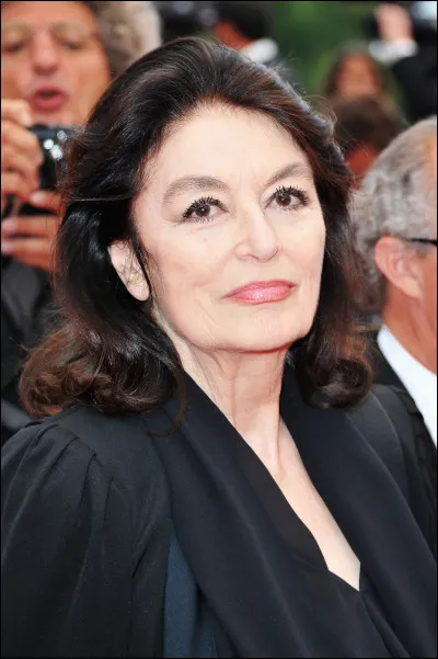 Quelle est l'identité de cette actrice française, dite Anouk Aimée ?