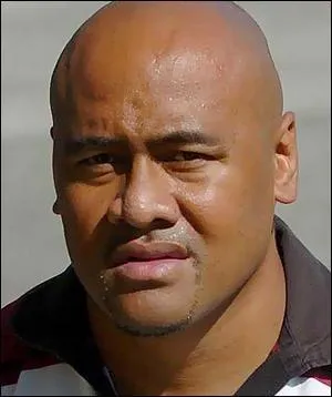 Dans quel sport Jonah Lomu est-il devenu une star ?