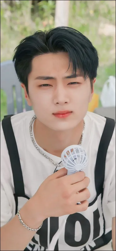 9 - Jay d'Enhypen !
Question peut-être un peu plus dure : quel est son signe astrologique ?