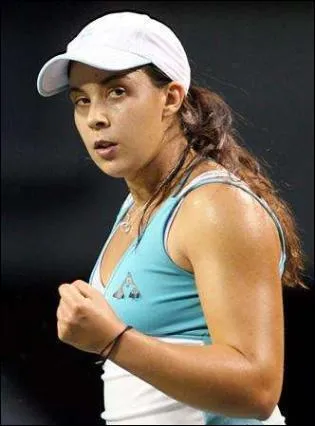 Qui est cette tennis woman ?