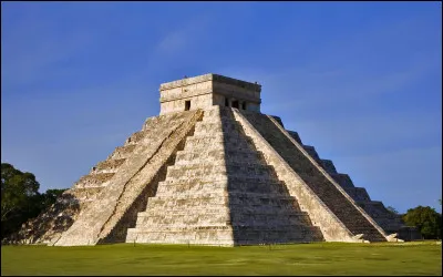 Dans quel pays les pyramides mayas se trouvent-elles ?