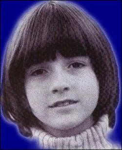 Qui est ce jeune chanteur ?