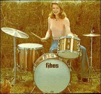 Qui est cette jeune chanteuse ?