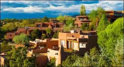 De quel État des États-Unis la ville de Santa Fe est-elle la capitale ?