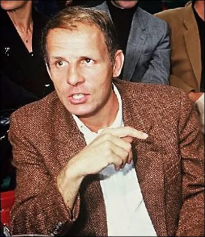 Patrick Poivre né à Reims en 1947, devient père en 1963 à l'âge de 16 ans.