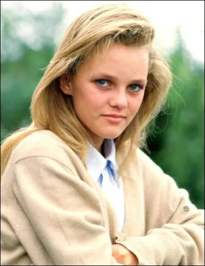 En 1988 à 15 ans , Vanessa Paradis devient la compagne de Claude François jusqu'en 1991 ?