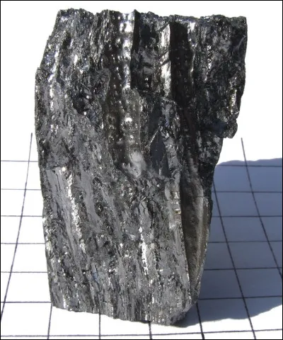 Combien de pas Alessandro Blasetti met-il dans les nuages, en 1942 ?