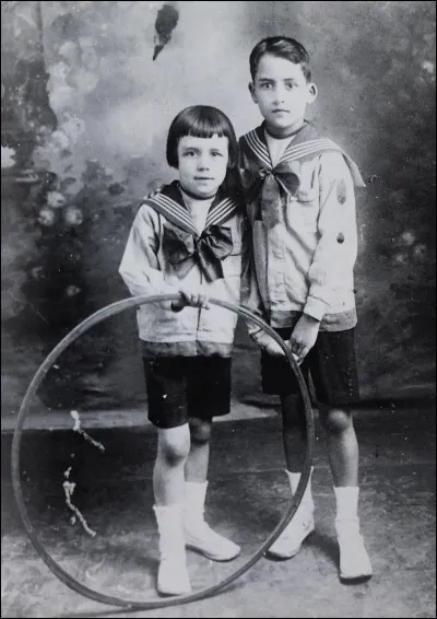 Albert a un frère Lucien mais est-il l'aîné ?