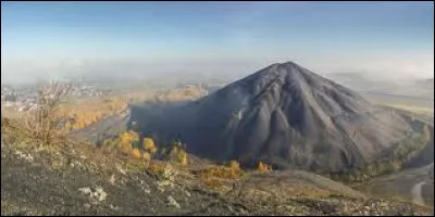 À qui doit-on ces paroles : "Au Nord, c'était les corons" ?