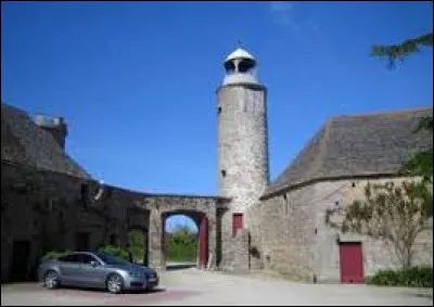 Je vous emmène en bord de Manche, au Rozel. Commune normande, dans l'aire d'attraction Cherbourgeoise, elle se situe dans le département ...