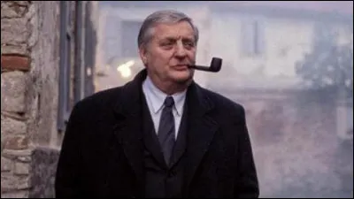 Lequel de ces "monstres sacrés" n'a pas incarné Maigret au cinéma ?