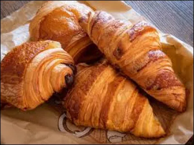 A quelle pâtisserie fait penser la forme particulière de la Croatie ?