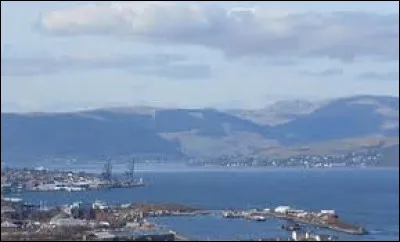 Où se situe le Firth of Clyde ?