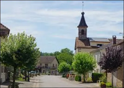 Nous sommes en Bourgogne-Franche-Comté, à Éhuns. Village de l'aire d'attraction Luxovienne, il se situe dans le département ...