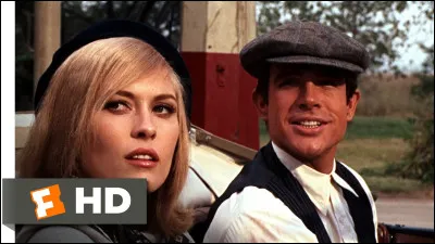 "BOnnie et Clyde" est un long-métrage réalisé par ...