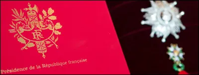 Lors de quelle période sont créés les faisceaux du licteur ?