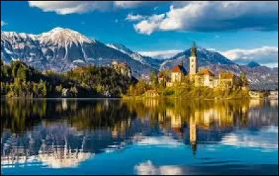 Quel pays a pour capitale la ville de Ljubljana ?