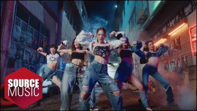 Complète les paroles de la chanson "ANTIFRAGILE" de Le Sserafim : 
"We can break it, baby
Rock it, twist it ...... "