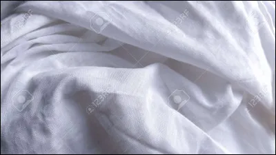 Qu'est-ce ?
(dans la lumière)