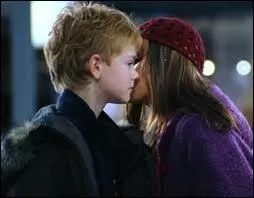 Pour tenter de sduire Joanna, l'lve de sa classe, que va faire Sam ?