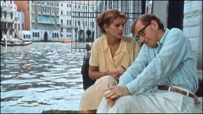 A quel réalisateur doit-on le film "Tout le monde dit I love you", sorti en 1997, avec Julia Roberts, Drew Barrymore et Edward Norton ?