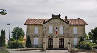 Village Girondin, Saint-Laurent-des-Combes se situe dans l'ancienne région ...