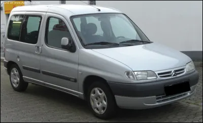 1996, quel nouveau modèle, Citroën met-il en vente ?
